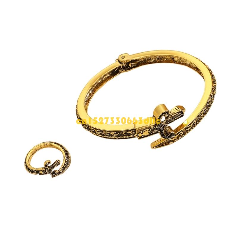 Prachtige, op slangen geïnspir - Coordinates Bracelet recensie en prijs